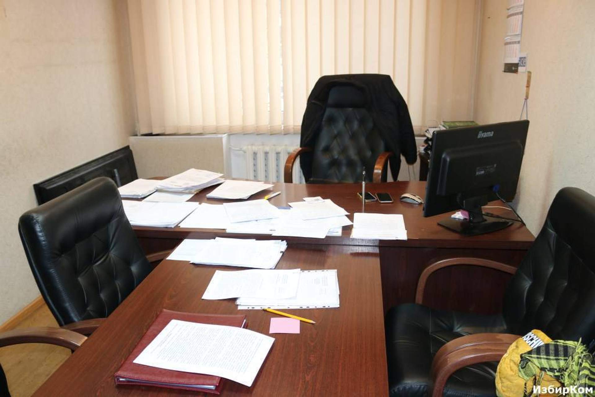 Кабинет начальника ГАИ Александра Одижного