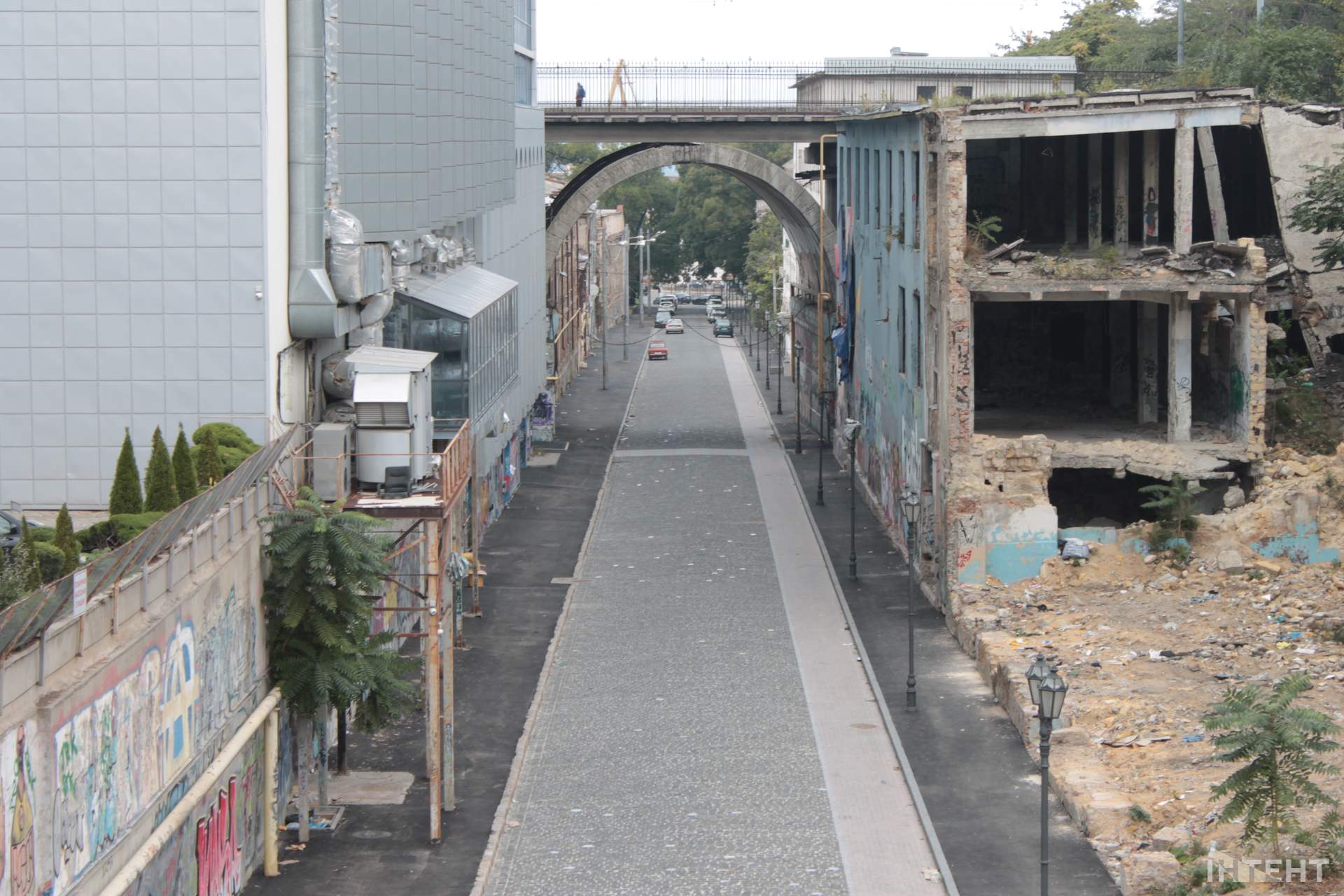 В Одесі майже завершили ремонтувати Деволанівський узвіз