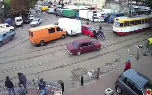 На засіданні виконкому в Одесі вирішили боротися з безхазяйними авто та порушниками ПДД