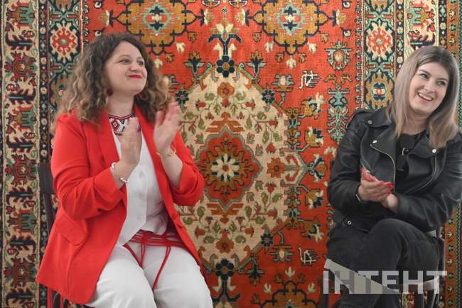 Вікторія Яслик та Оксана Шабунок