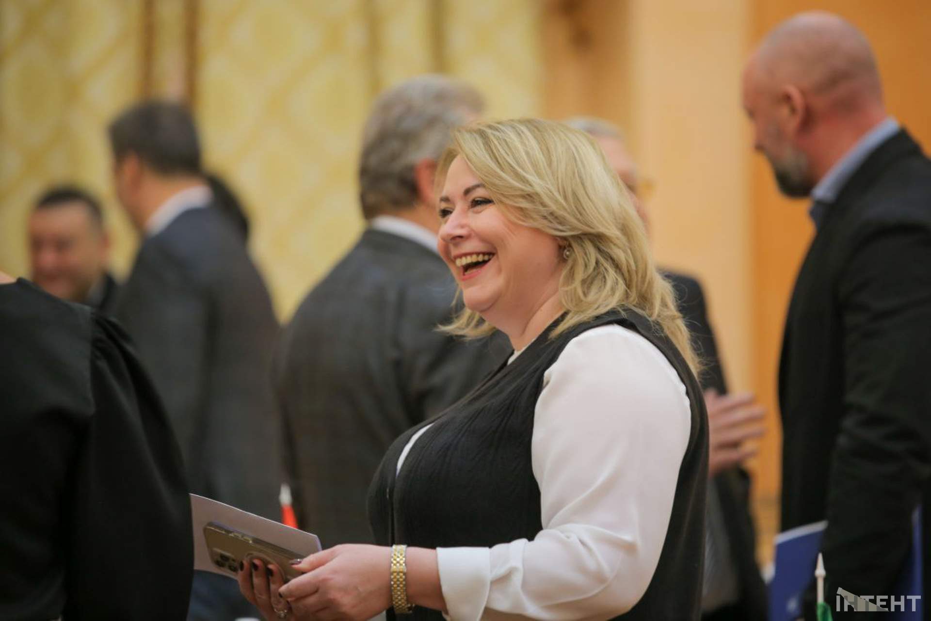 Емоційна сесія Одеської міської ради в об'єктиві Інтента