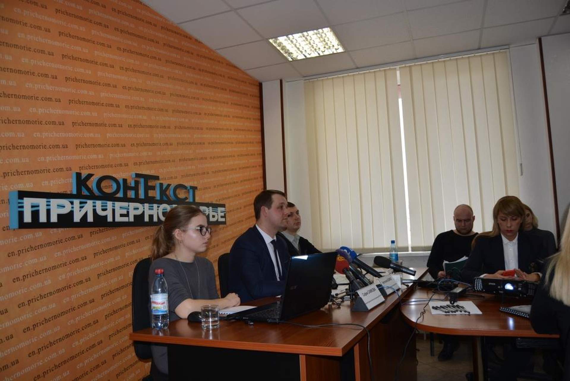 Одесский КИУ презентовал мониторинг выполнения обещаний одесскими депутатами и мэром