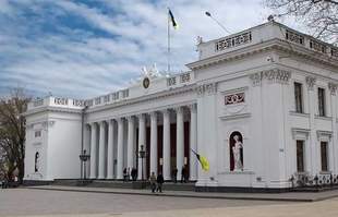 В Одеській мерії побільшало працівників