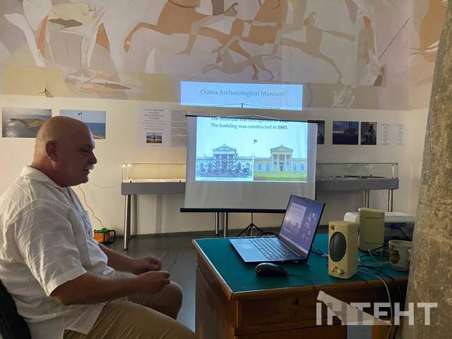 ФОТО: Інтент