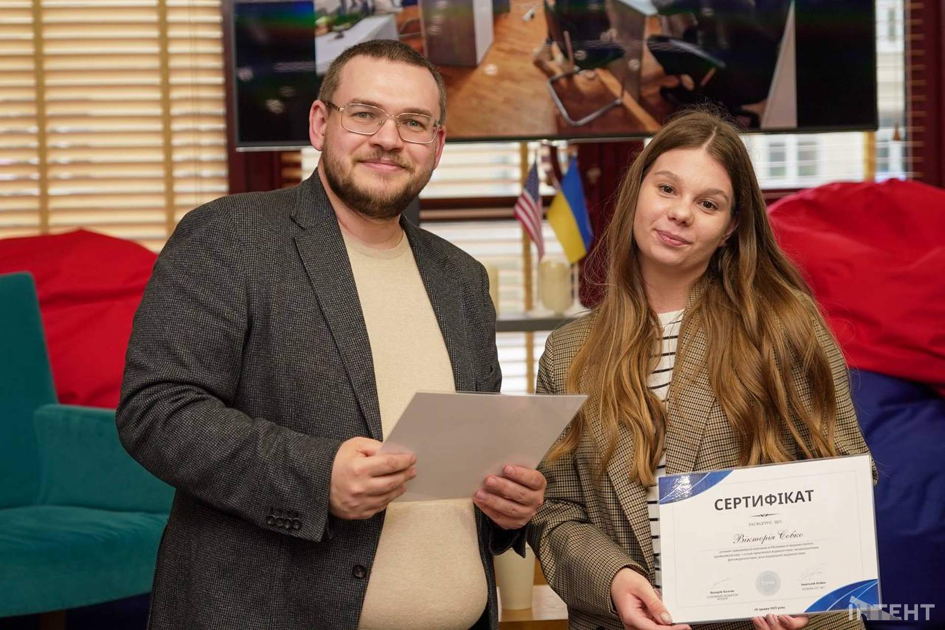 Інтент випустив перших студентів власної медіашколи