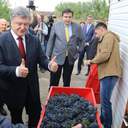Порошенко в Одессе: трасса Одесса-Рени и "винный закон"