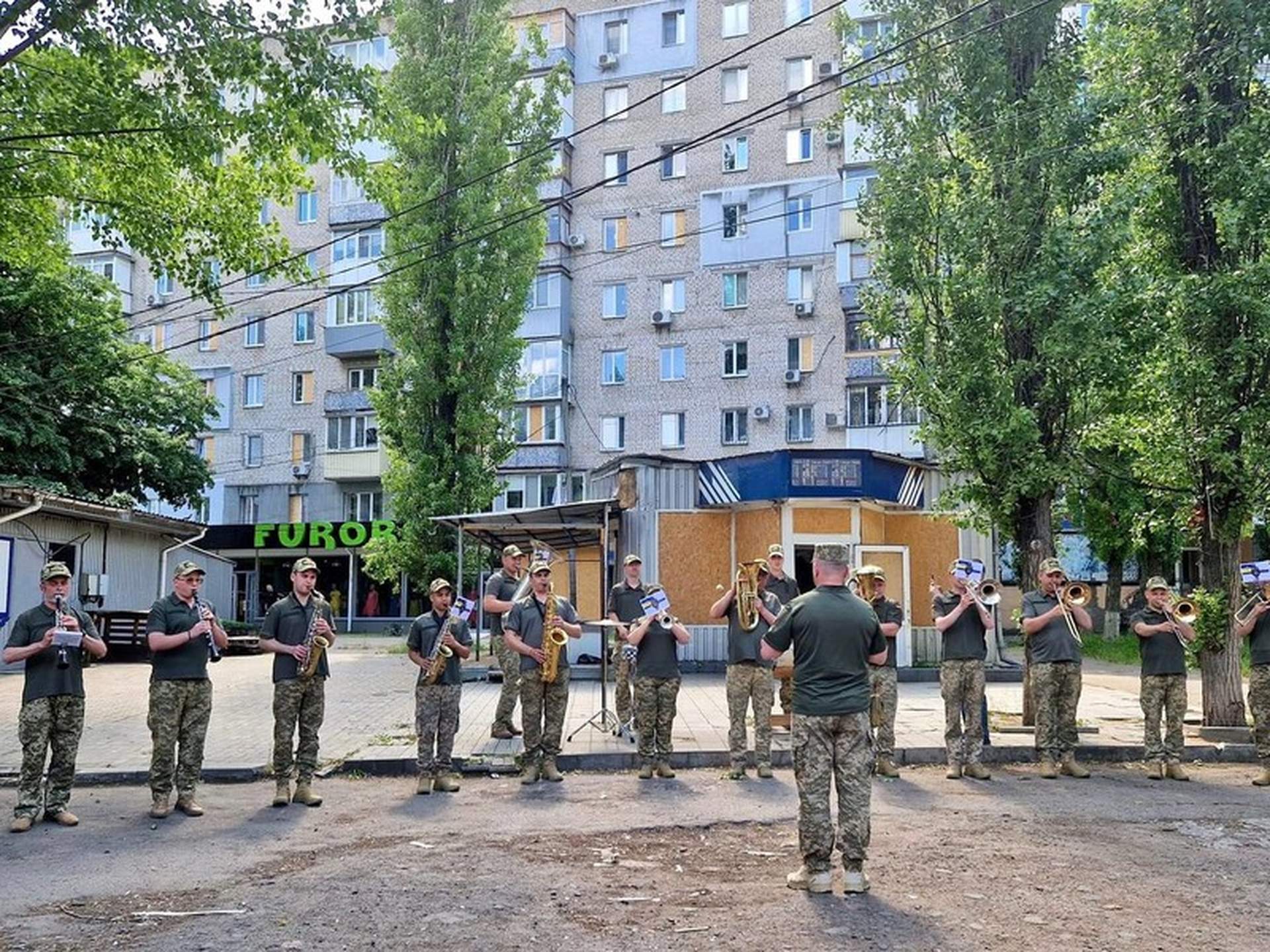 Військовий оркестр виступив у Миколаєві