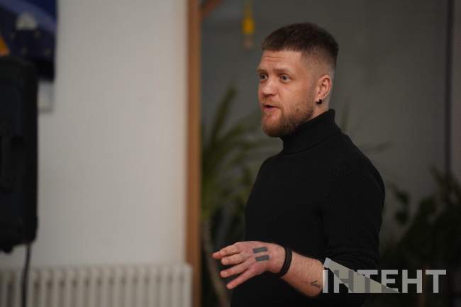 PHOTO: Intent/Natalia Dovbysh