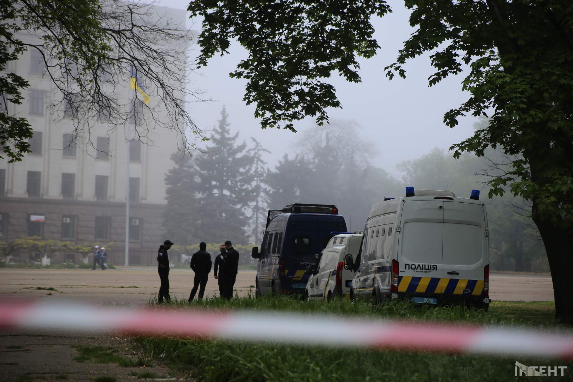 Карантинные ограничения и шестая годовщина 2 мая в Одессе: что происходит у Дома профсоюзов