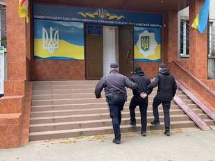 Рятуючи друзів чоловік "замінував" військкомат в Одесі