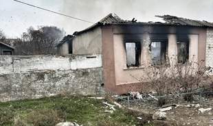 Росіяни пошкодили багатоповерхівку та житлові будинки на Херсонщині, є поранені