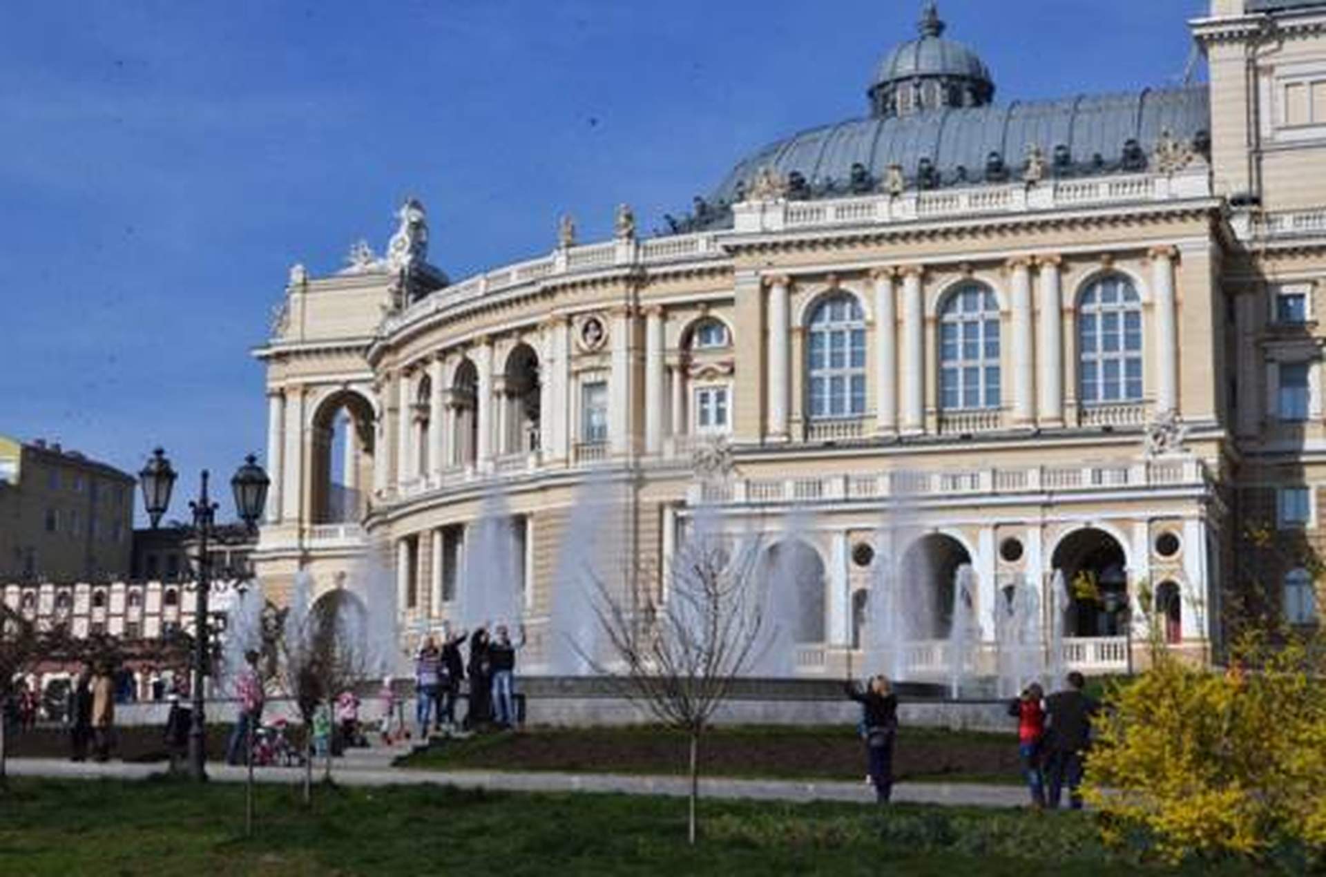 Как в Одессе празднуют Юморину