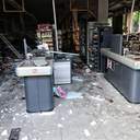 Внаслідок нічного обстрілу Одеси постраждали відділення банку та супермаркет