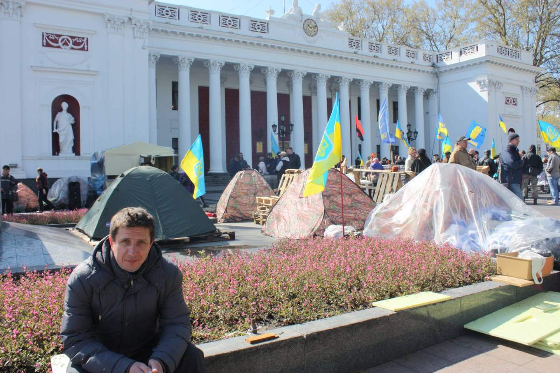 Сессия Одесского горсовета: "майдан" и переполненный зал