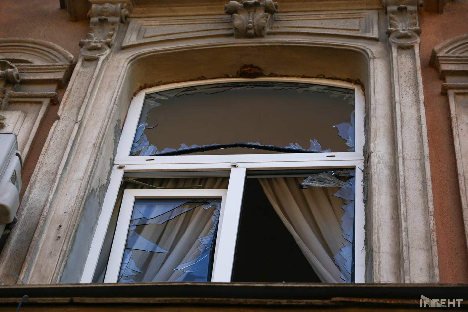 Одеський художній музей після "привітання" від росіян у світлинах Інтента