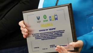 У Миколаєві завершилось навчання рекордної групи водіїв тролейбусів