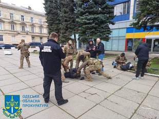 В Одесі затримали іноземців, які готували ракетний удар по штабу ЗСУ