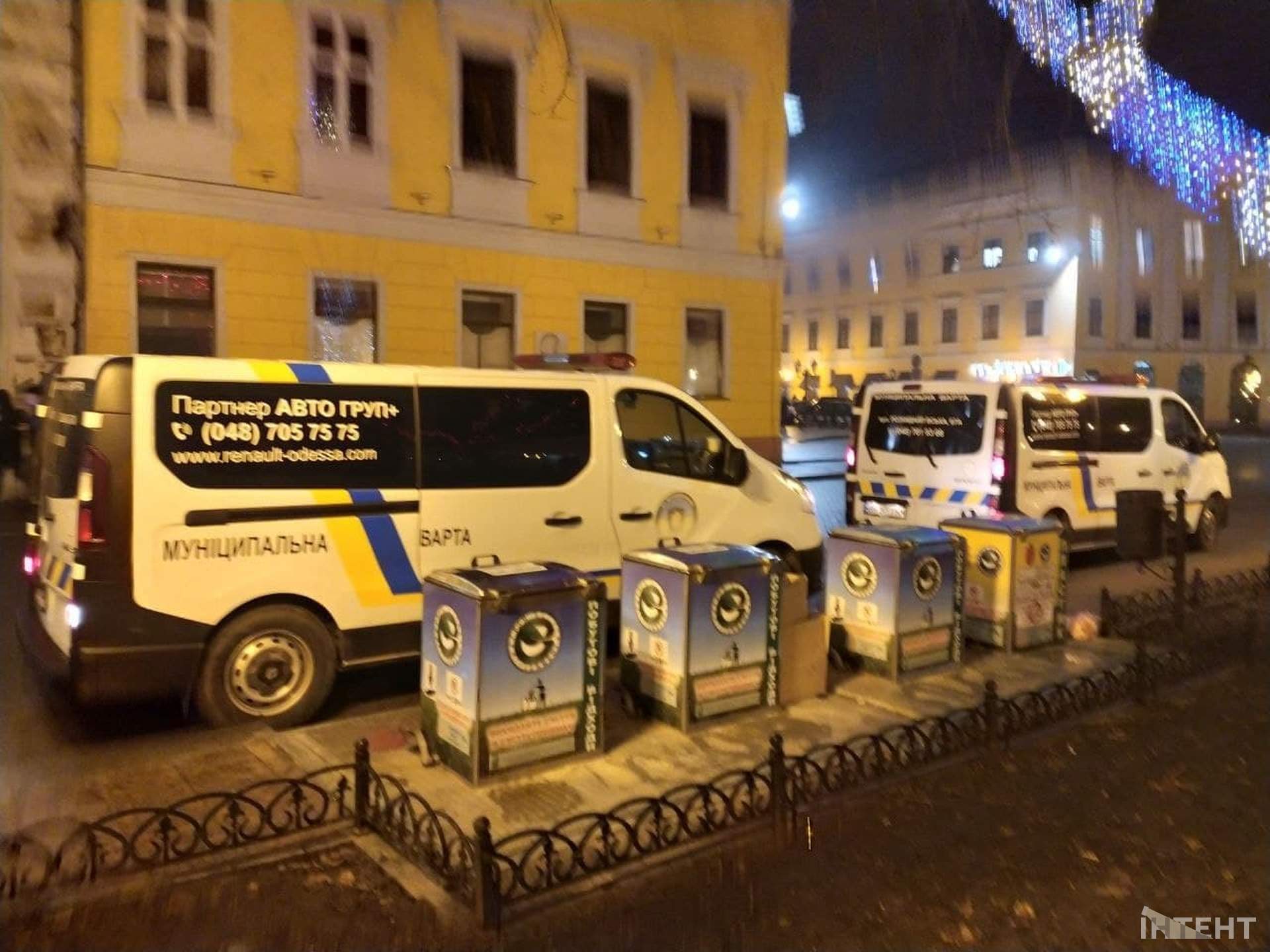 Прихильники Стерненка влаштували акцію протесту біля пам'ятника Дюку в Одесі