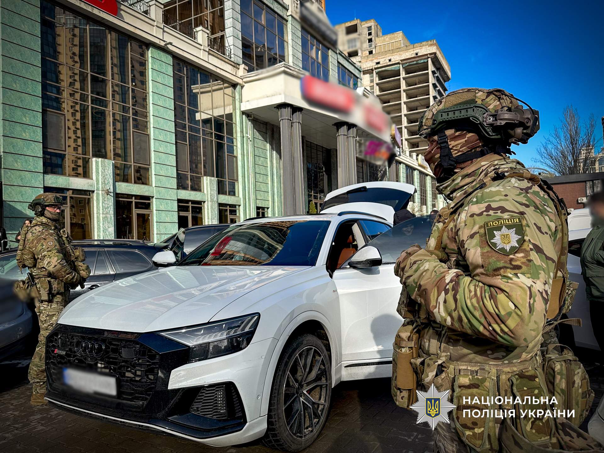 В Одесі затримали членів добровольчої організації за торгівлю бронюванням