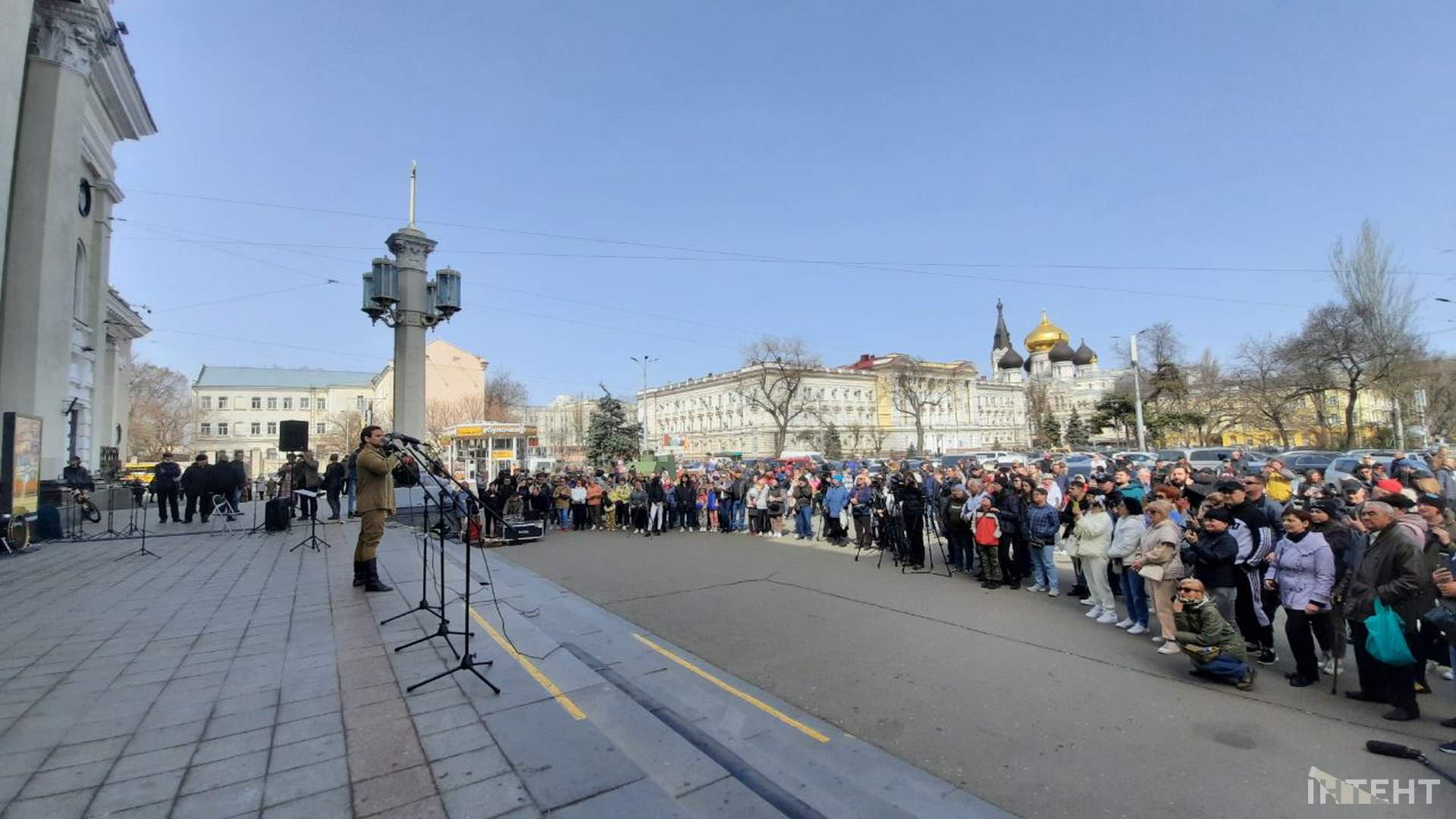 День гумору в Одесі: концерт, флешмоб "Чемодан-вокзал-росія" та арт-виставка