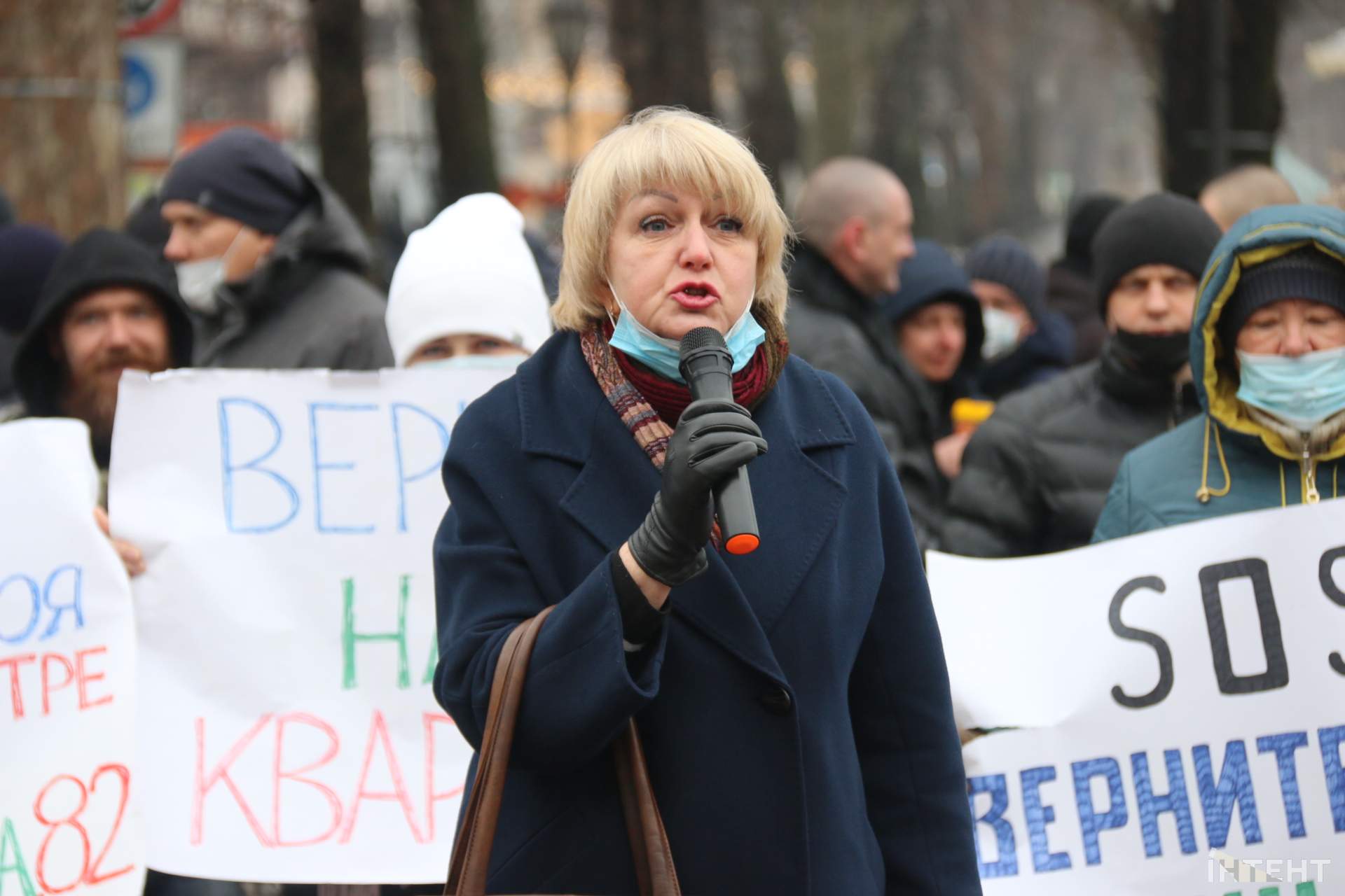 Сесія міськради: покришки, мітинги, нардепи