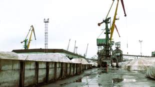 Херсонцы помогли оккупантам похитить имущество судостроительного завода
