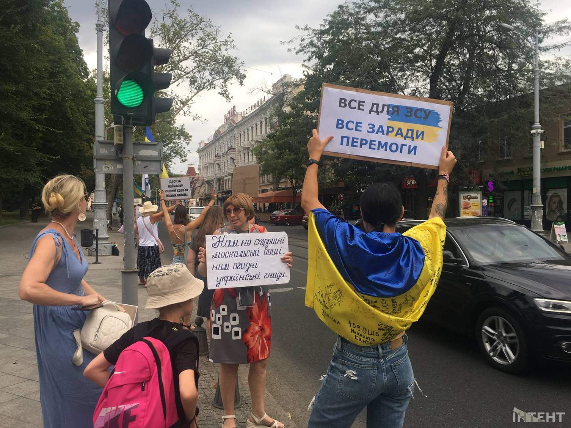 Скоро річниця: одесити продовжують вимагати від місцевої влади більше допомагати ЗСУ