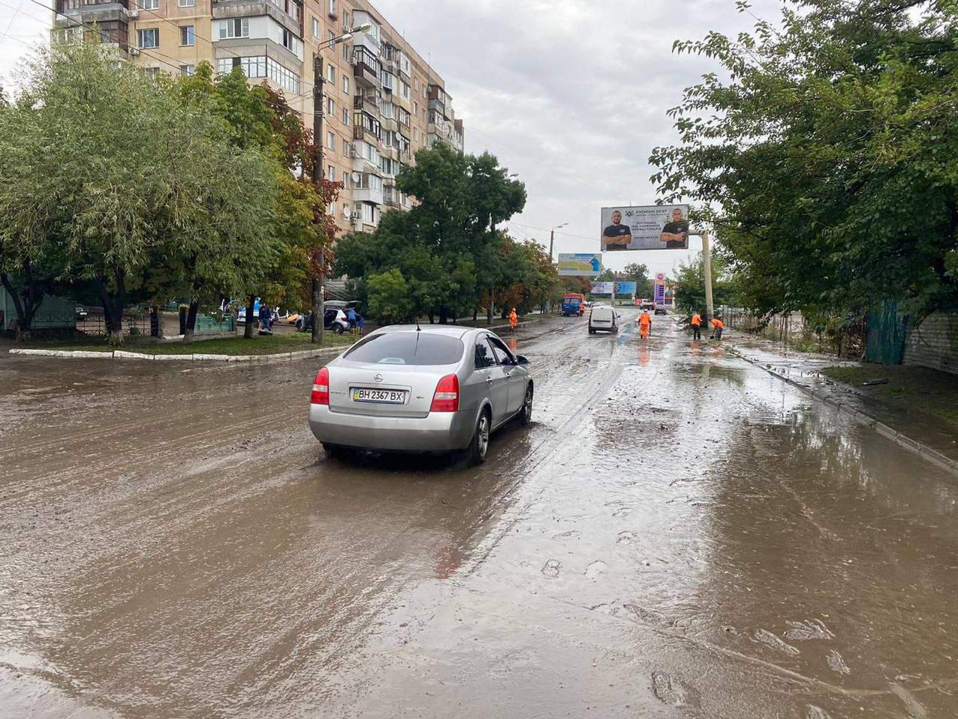 В Одесі відновили рух транспорту, що зупинили через негоду