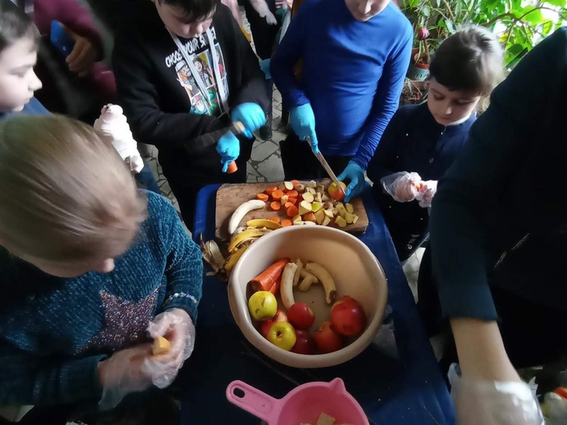 У Миколаївському зоопарку провели захід для дітей за участю мавп