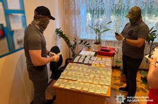 В Одессе задержали заведующую военного общежития за взятку