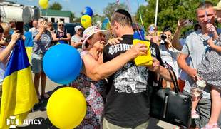 Last prisoner of war from Zmeinyi Island met in Izmail