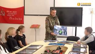 Колишній журналіст із Миколаєва мілітаризує дітей у тимчасовій окупації