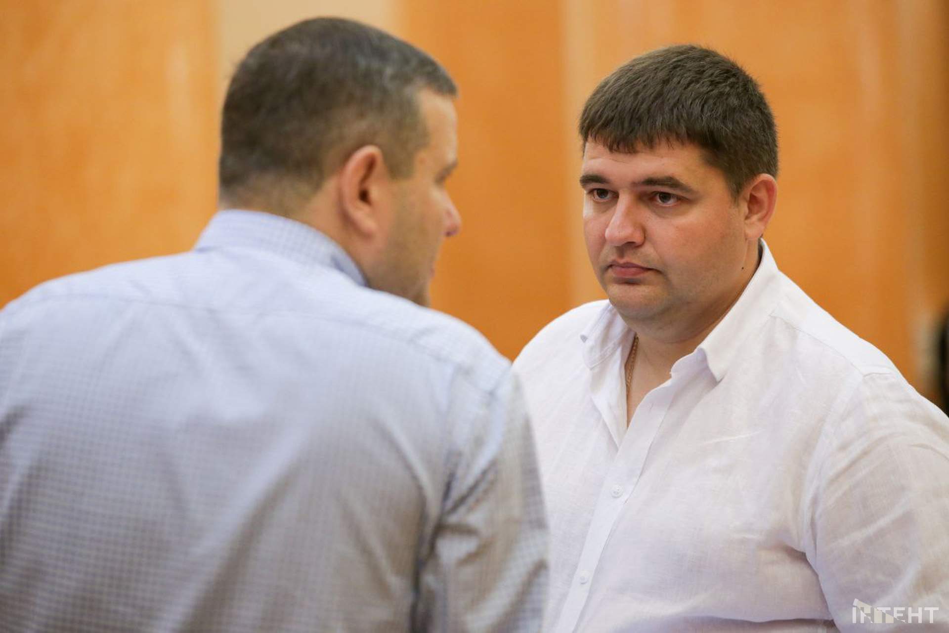 Обличчя та емоції: сесія Одеської міської ради в об'єктиві Інтента