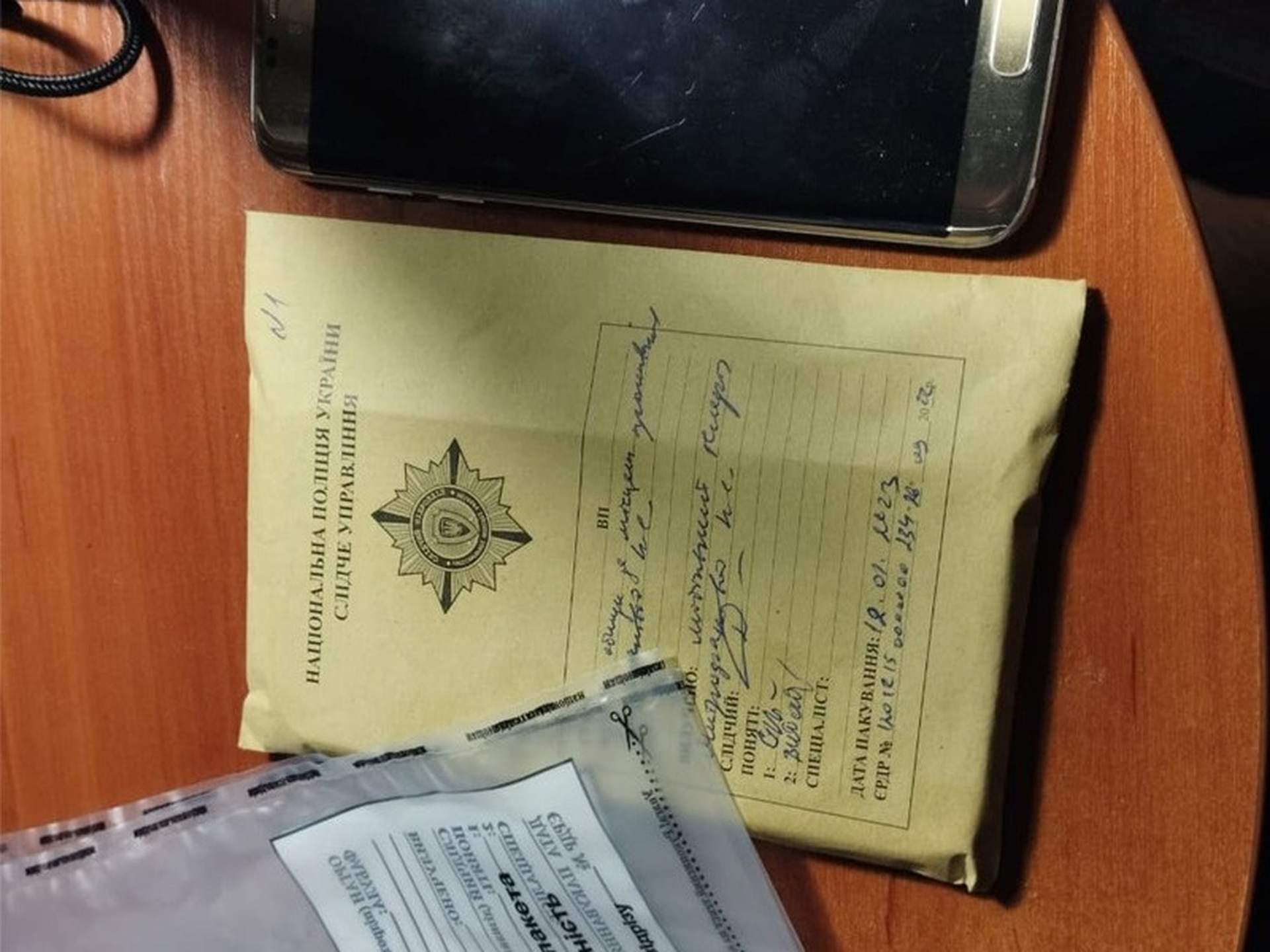 Мешканку Миколаєва підозрюють у незаконному переправленні ухилянтів за кордон