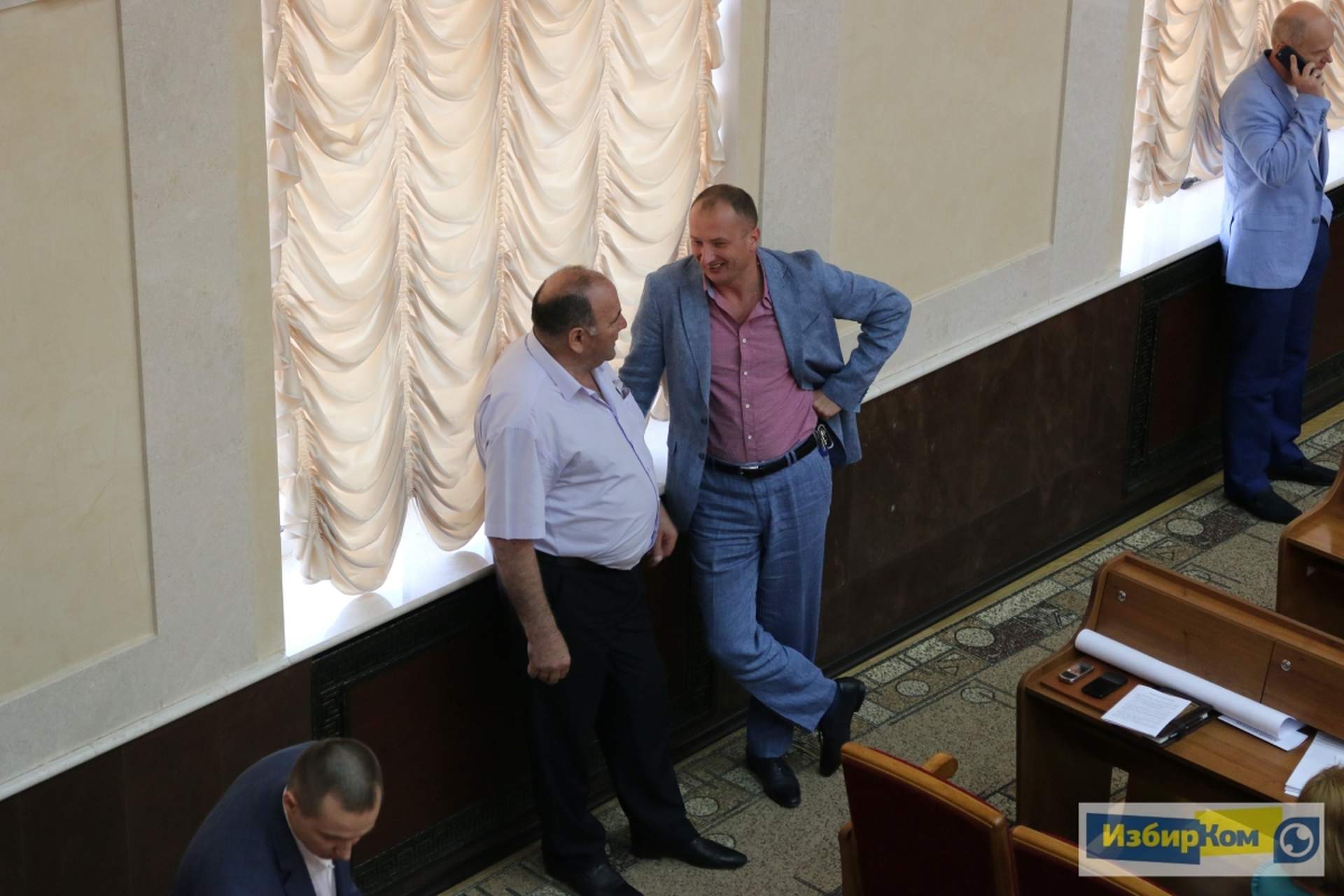 Сессия Одесского областного совета: непринятая повестка дня и сбой в системе голосования