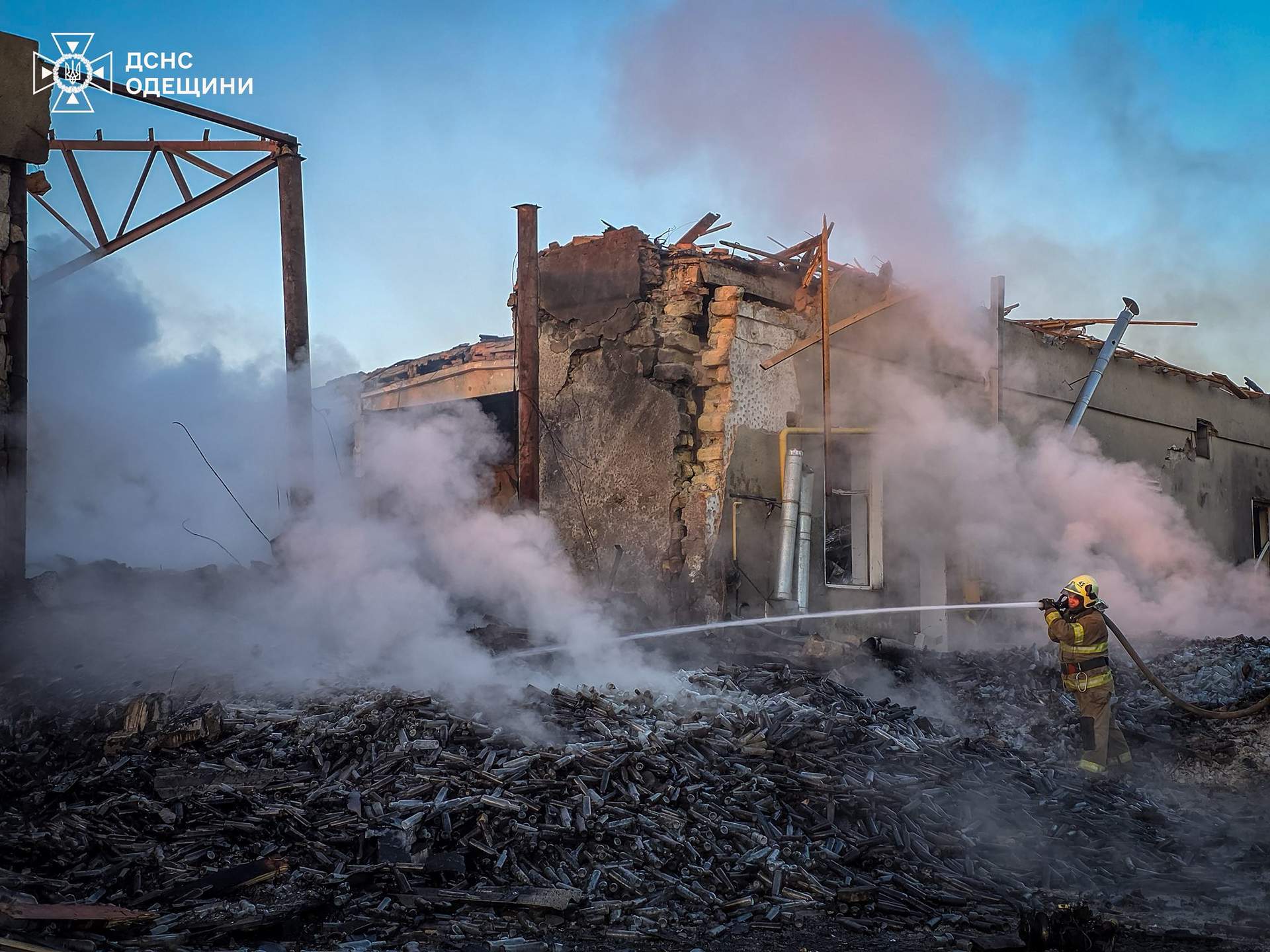 На Одещині розбомбили винзавод