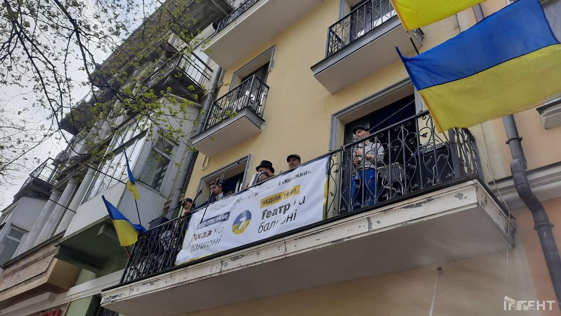 На одеському балконі відбувся джазовий концерт