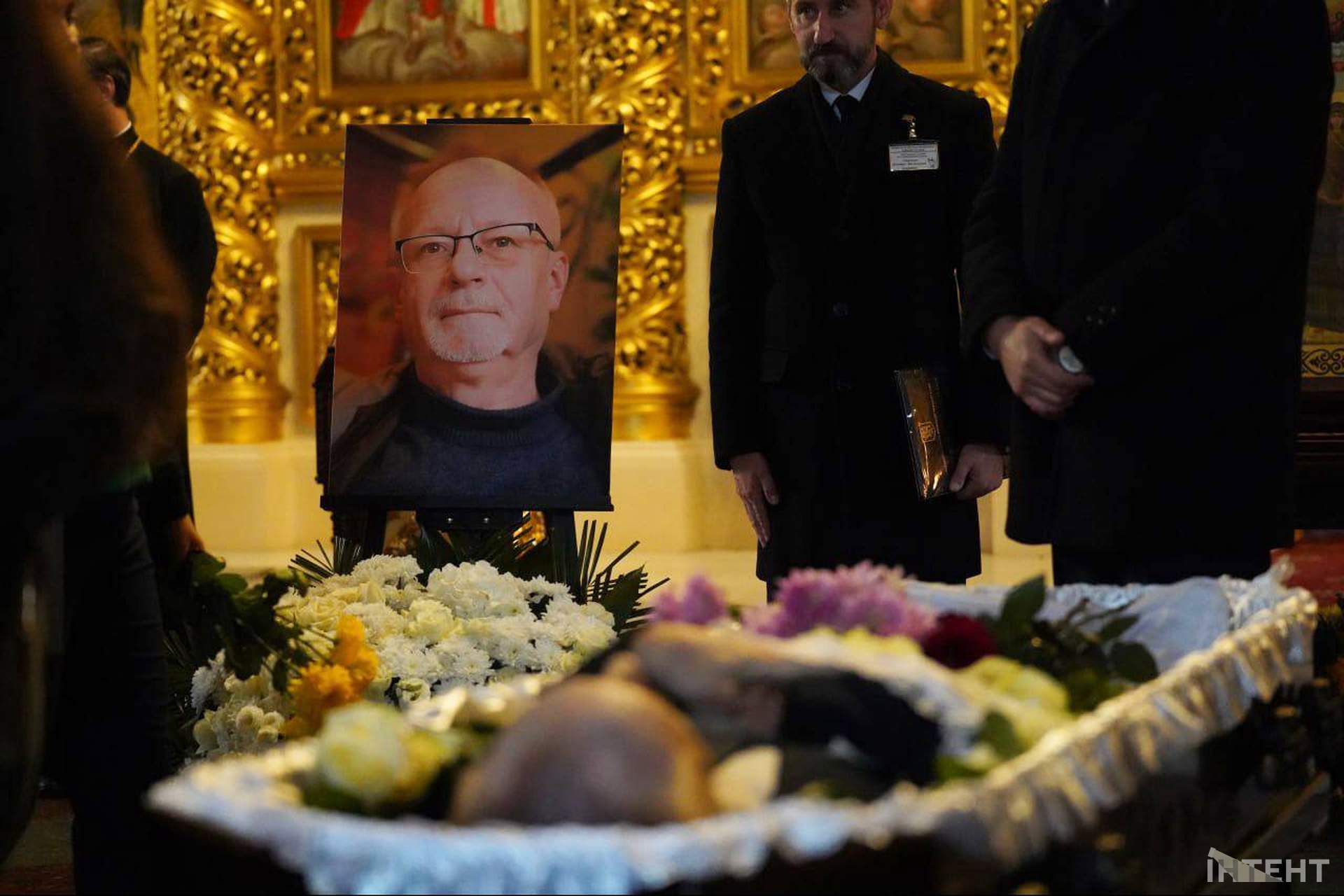 У Києві провели в останній шлях редактора “Наші Гроші” Олексія Шалайського