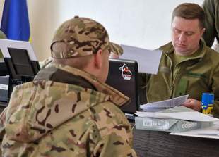 До Миколаєва повернулись з фронту 180 військовослужбовців