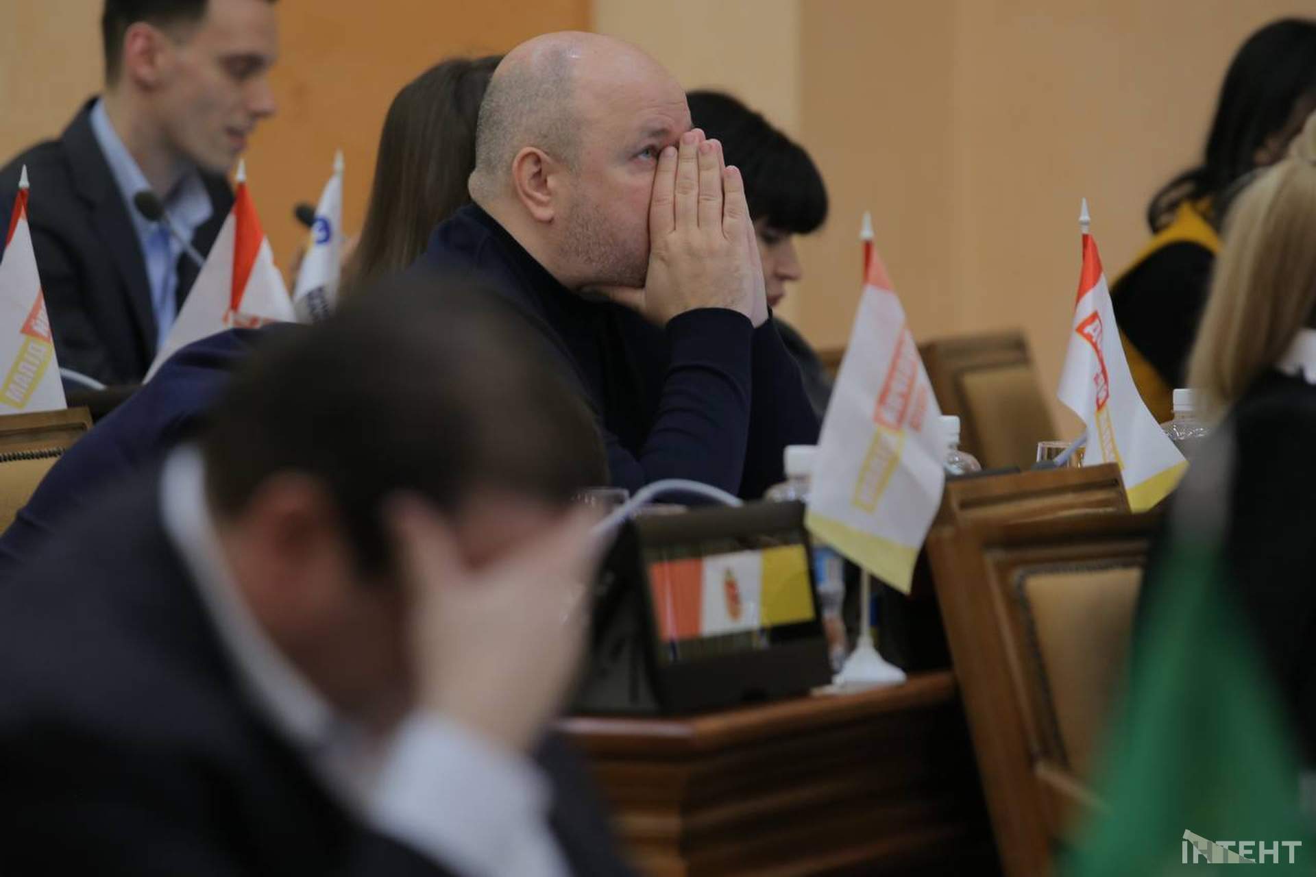 Перша цього року пленарна сесія Одеської міської ради у світлинах Інтента