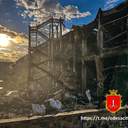 Як пожежники боролися із результатом ракетного удару по Одесі та що залишилось від торгового центру