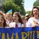 В Одессе состоялся юбилейный десятый МегаМарш в вышиванках