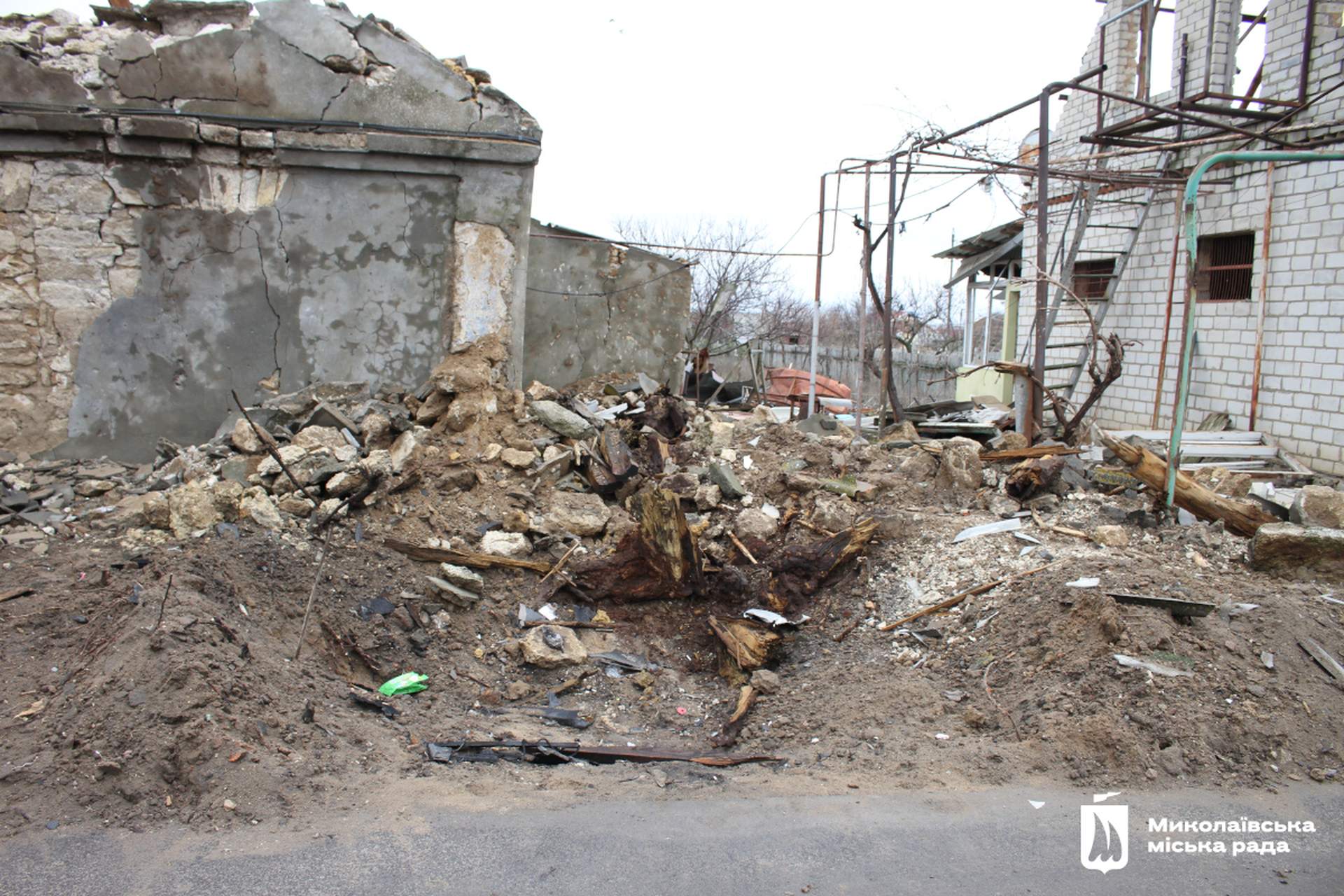 Миколаїв оговтується після чергової ворожої атаки: подробиці