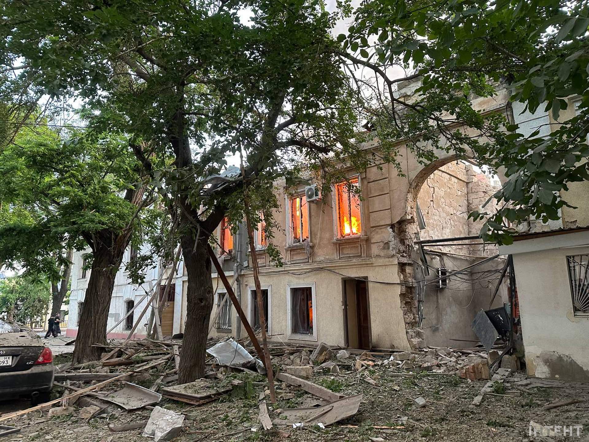 В Одесі дронами влучили в інклюзивний центр та дитсадок, 17 людей отримали поранення
