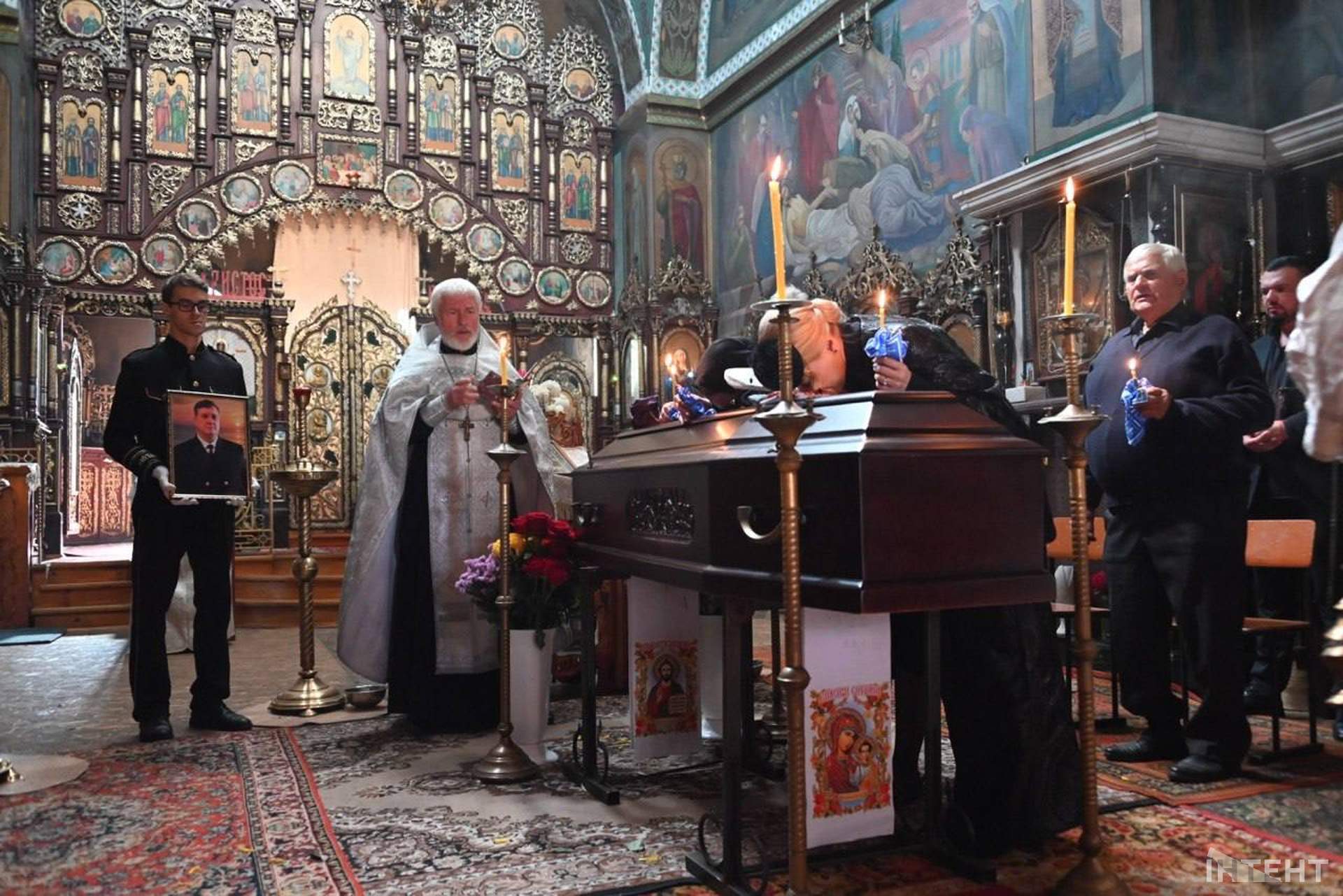 В Одесі попрощалися з капітаном, який загинув під час атаки на судно