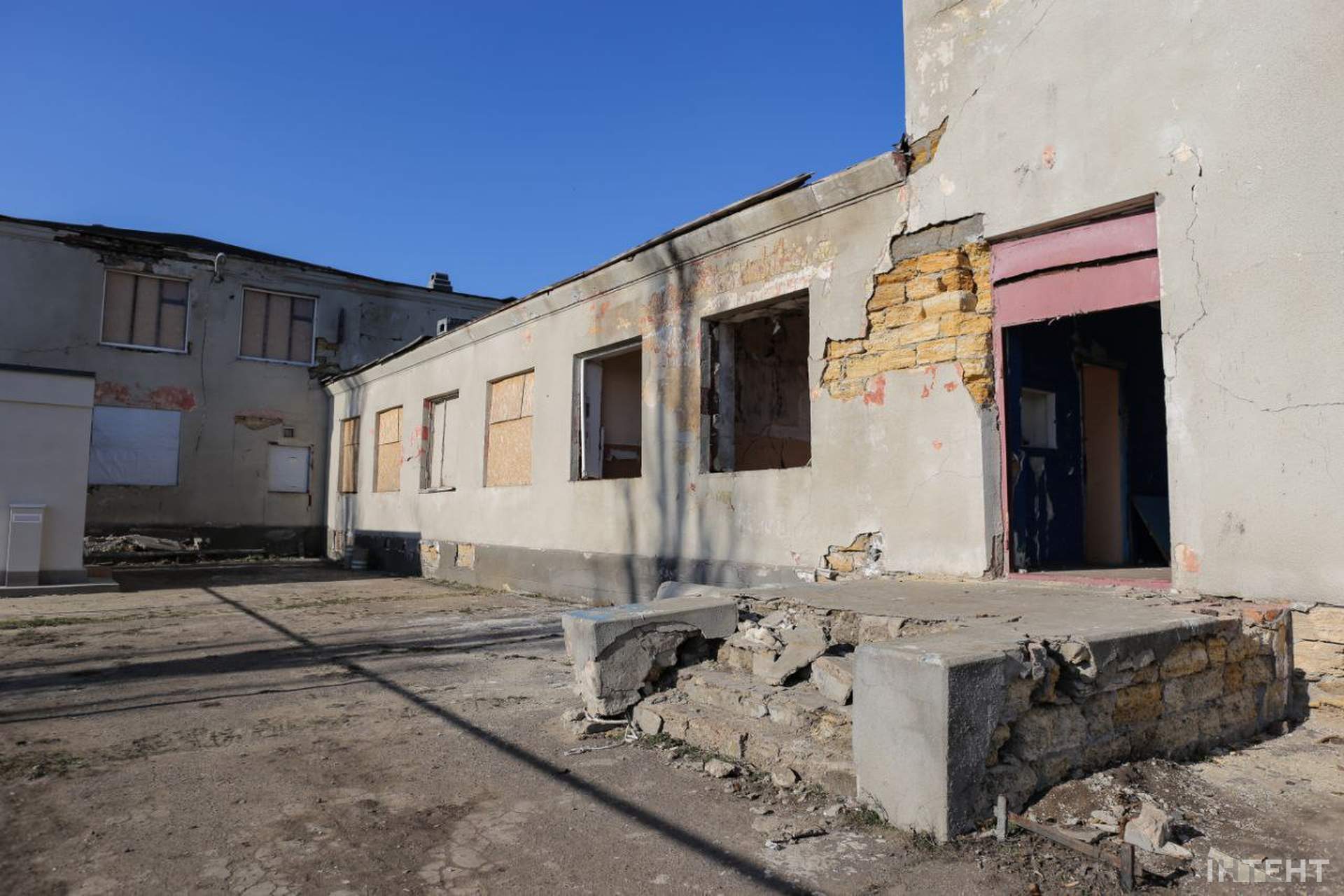 У постраждалому від обстрілу селищі на Одещині відкрили простір для дітей