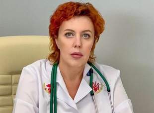 На Миколаївщині депутатка від проросійської партії звинуватила всіх в корупції і склала мандат