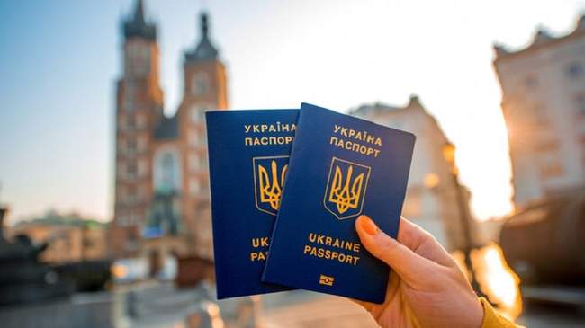 Як зарахувати страховий стаж за кордоном для отримання пенсії в Україні