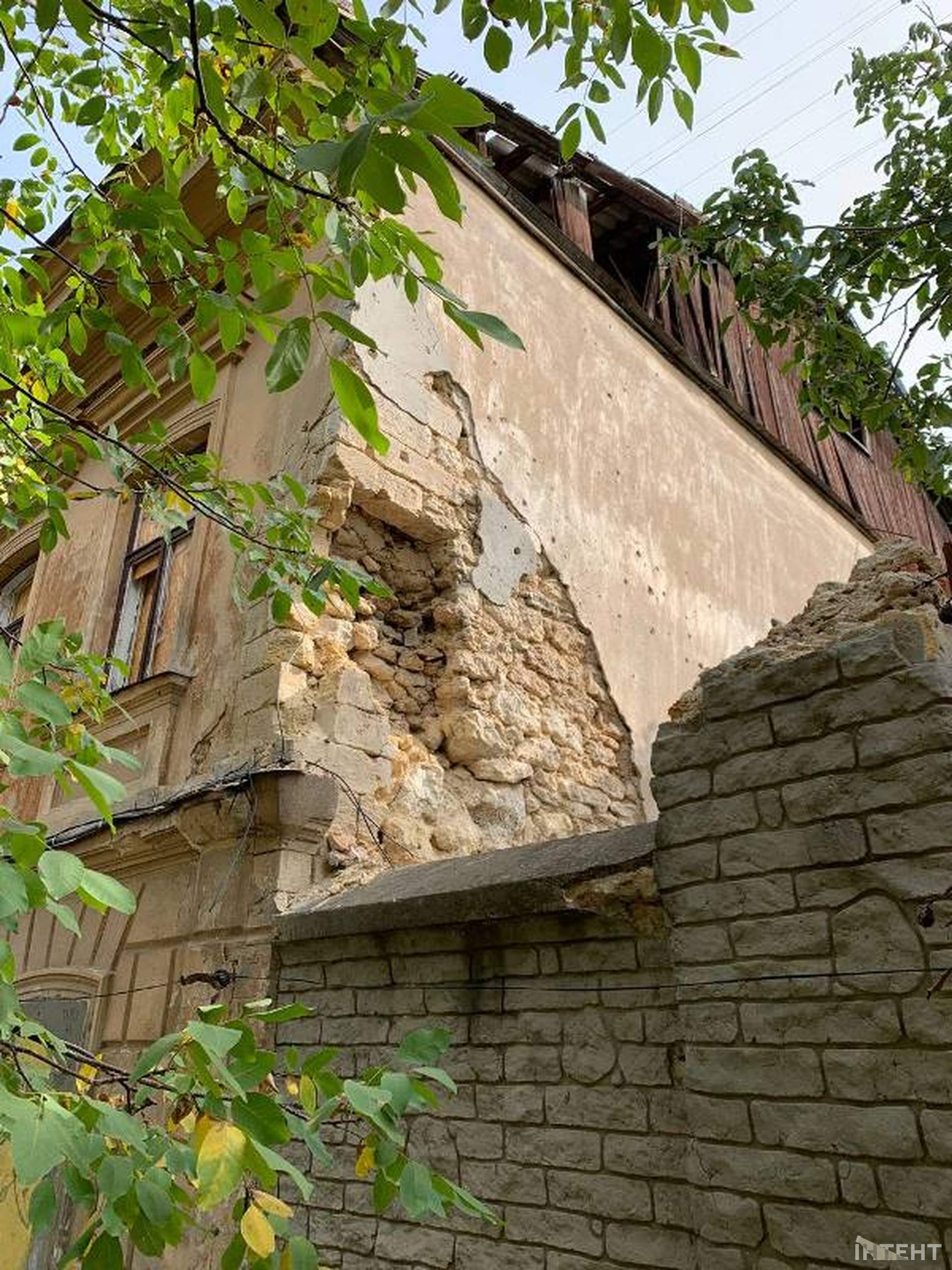 Середмістя Херсона в об'єктиві кореспондента: як окупанти нищать місто
