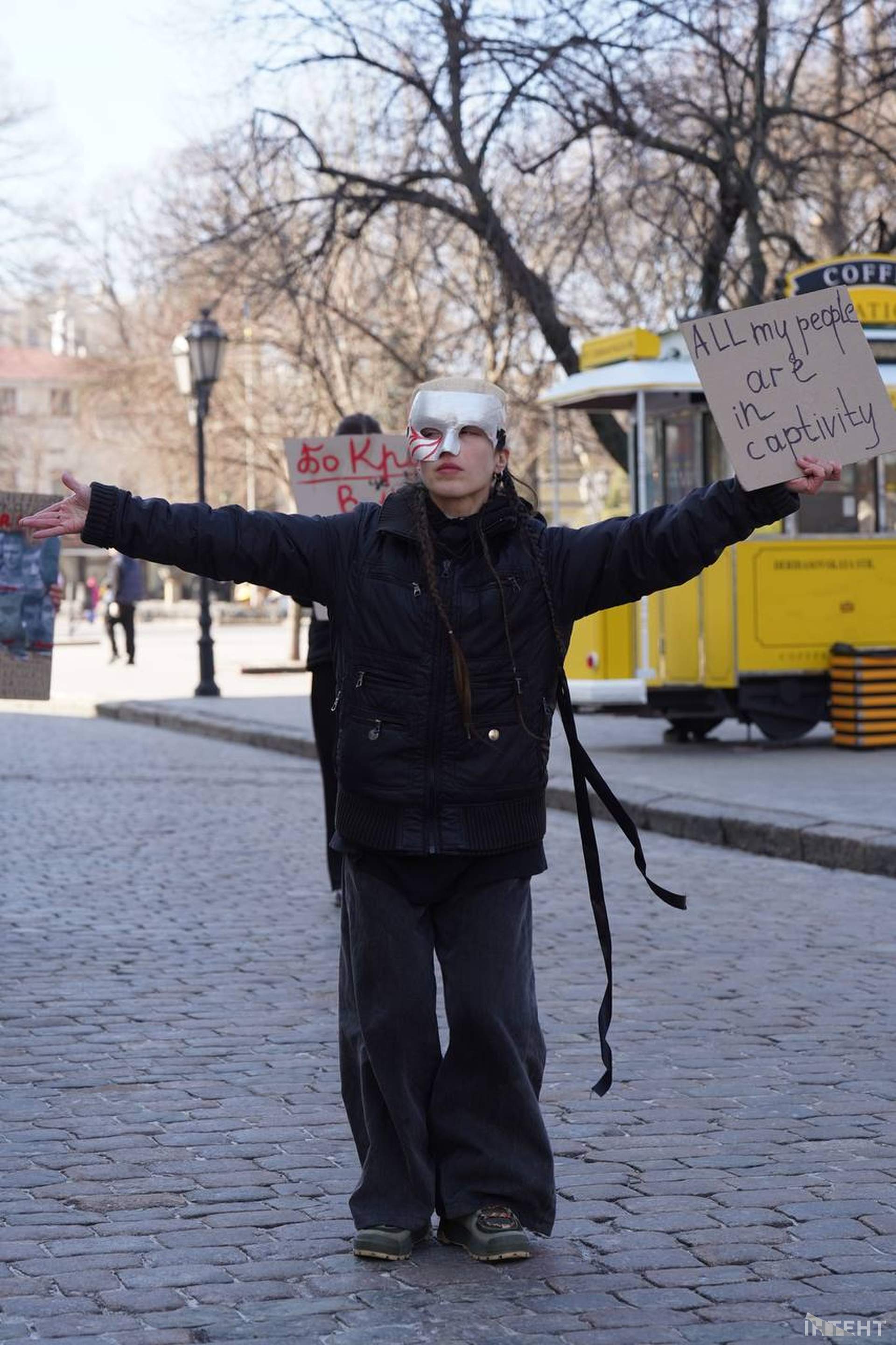 "Німий крик": в Одесі відбулася акція на підтримку кримських татар